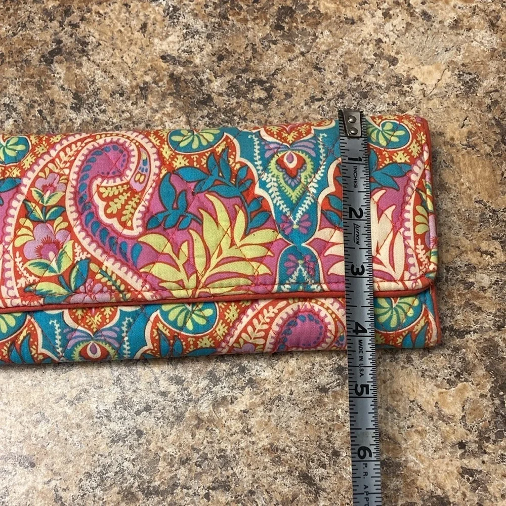 Vera Bradley Magnetic Wallet